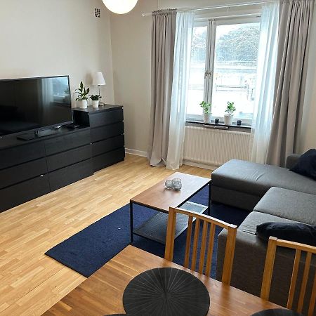 Apartament Trivsamma Lagenheter Med Fri Parkering Sztokholm Zewnętrze zdjęcie