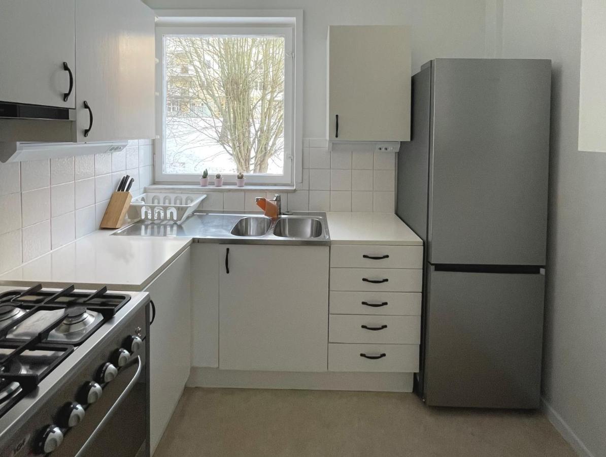 Apartament Trivsamma Lagenheter Med Fri Parkering Sztokholm Zewnętrze zdjęcie