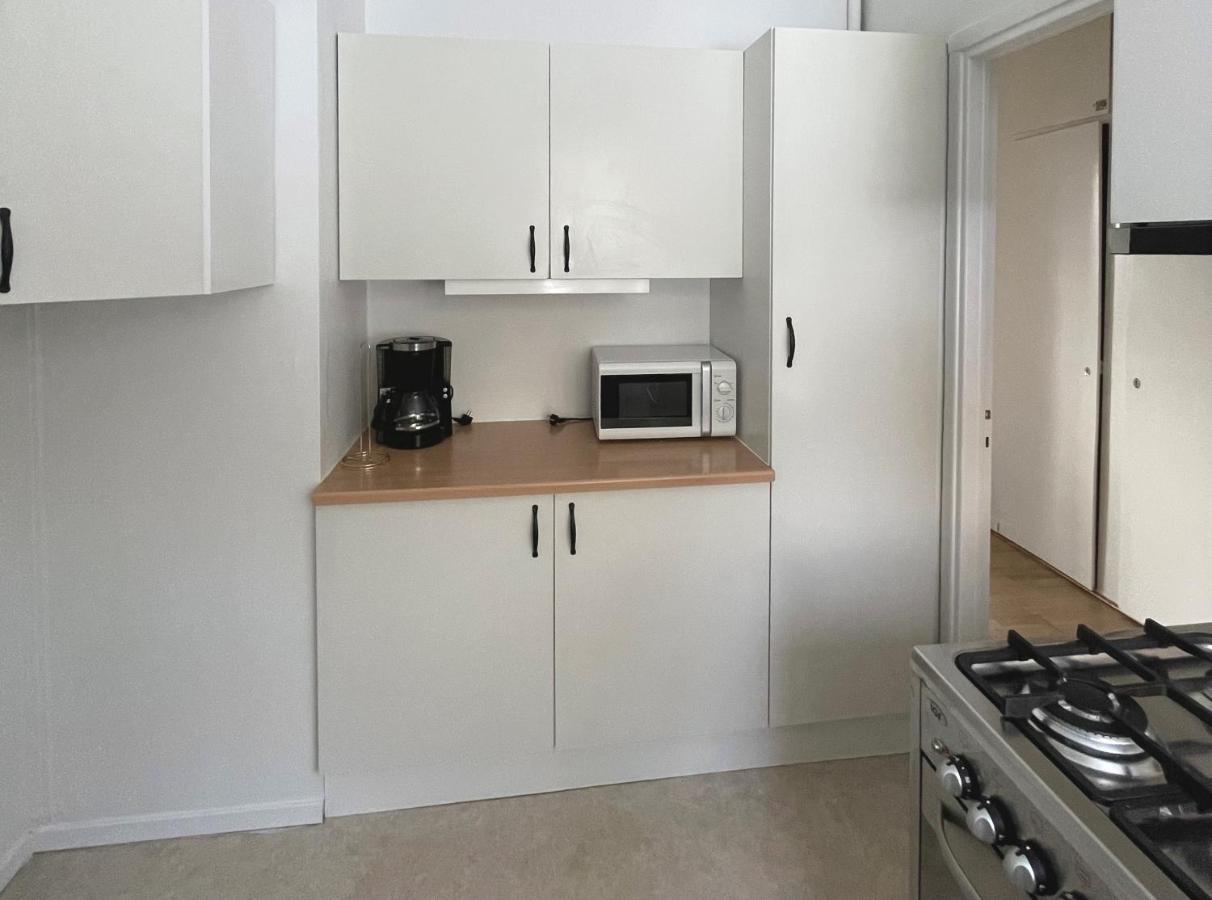 Apartament Trivsamma Lagenheter Med Fri Parkering Sztokholm Zewnętrze zdjęcie