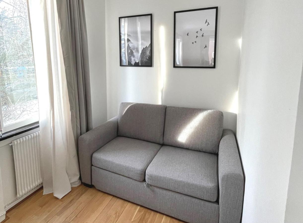 Apartament Trivsamma Lagenheter Med Fri Parkering Sztokholm Zewnętrze zdjęcie