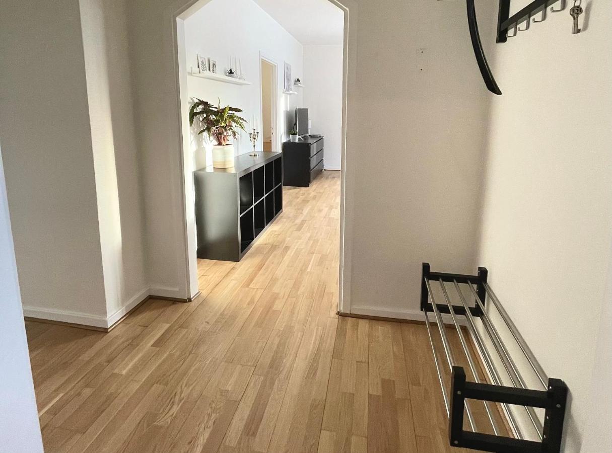 Apartament Trivsamma Lagenheter Med Fri Parkering Sztokholm Zewnętrze zdjęcie